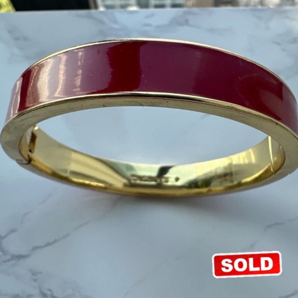 Talbots Hinged Bangle Bracelet Signed Gold Tone Red Magnetic (Good Condition)